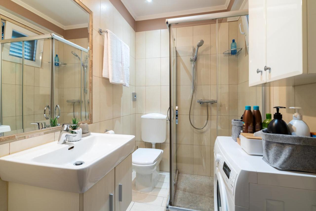 Studio Apartment La Luna Сплит Экстерьер фото